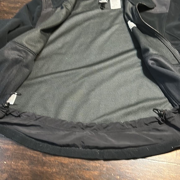 The North Face Men’s Black Wind-stopper Jacket - Size Medium - Picture 11 of 12